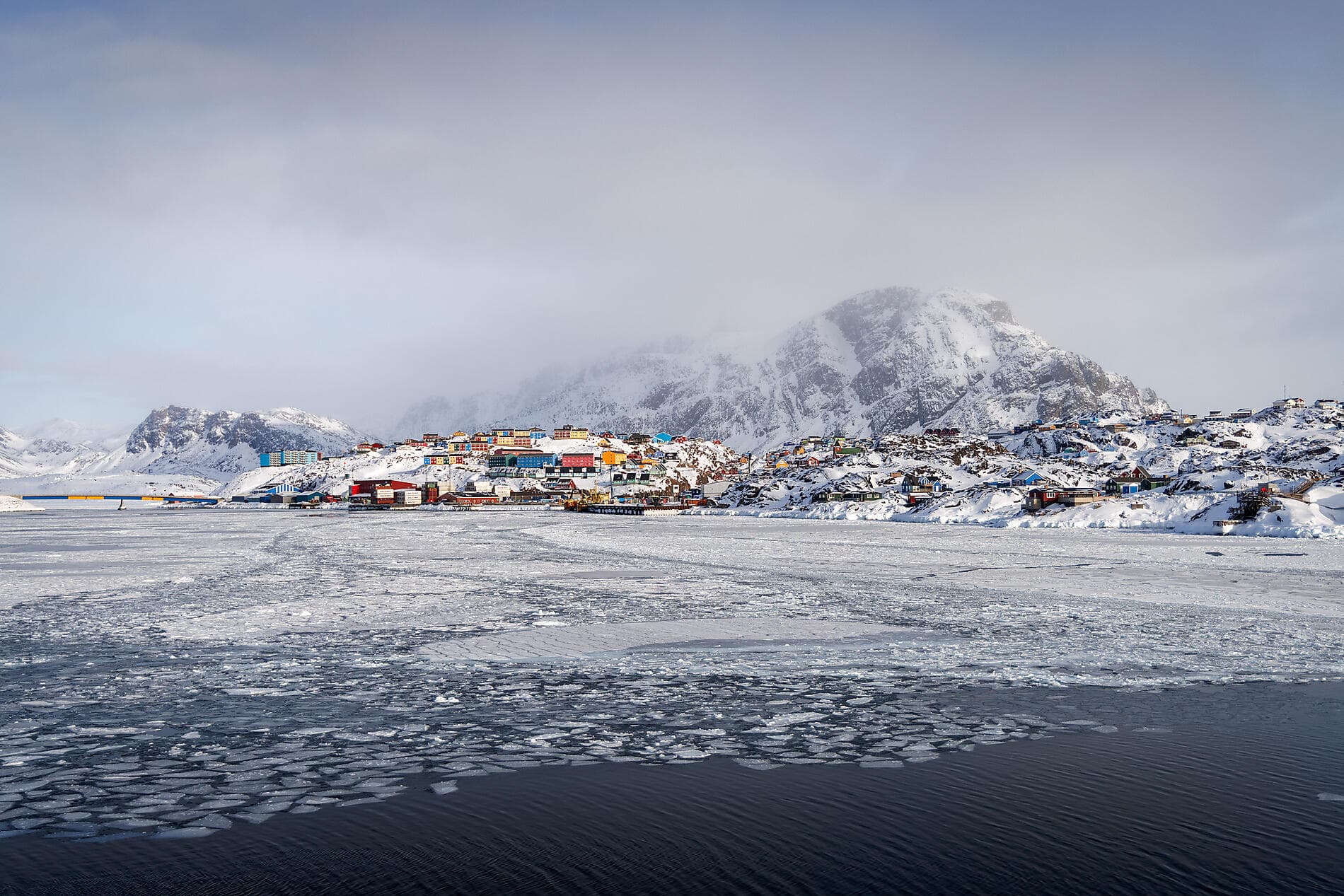 Premières rencontres et baie de Disko insoupçonnée 